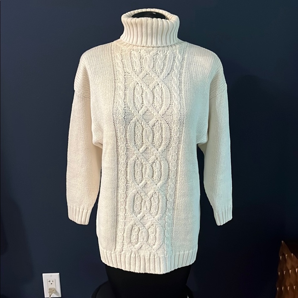 Vtg Hunters Run ivory off-white cable knit turtle neck sweater w shoulder pads S